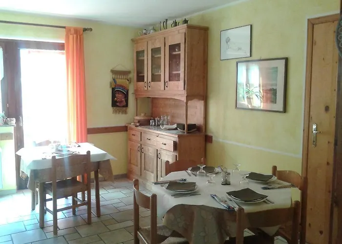 Croce Bianca Hotel Brusson